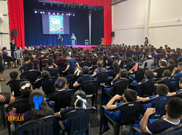 Programas “Yo Amo a la Familia” y “Salvando Vidas” alcanzan a más de 8.000 niños y adolescentes en primeras semanas de funciones